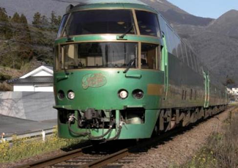 1175_【ゆふいんの森】3号、4号（I世）走行シーン