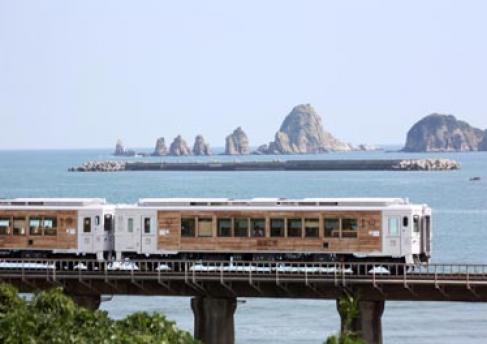 1623_【海幸山幸】走行シーン