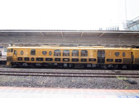 3234_【或る列車】外観