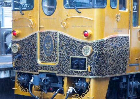 3245_【或る列車】外観