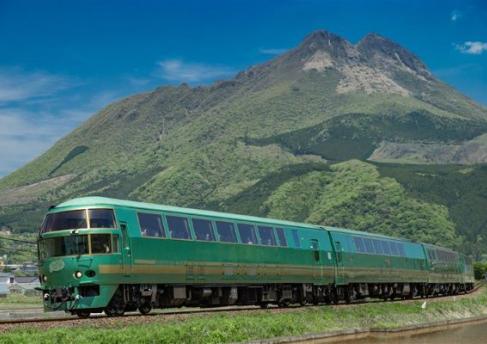 3461_【ゆふいんの森】3号、4号（I世）走行シーン