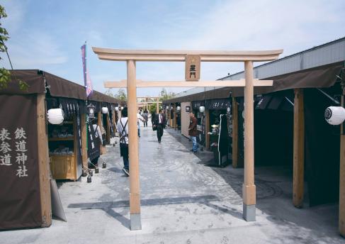 294_【その他】JR博多シティ（屋上鉄道神社）
