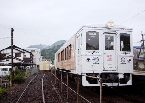 358_【海幸山幸】走行シーン（南郷駅）