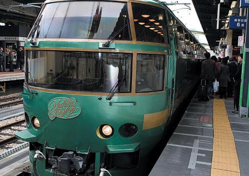 389_【ゆふいんの森】3号、4号（I世）走行シーン