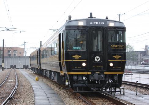 594_【Ａ列車で行こう】外観